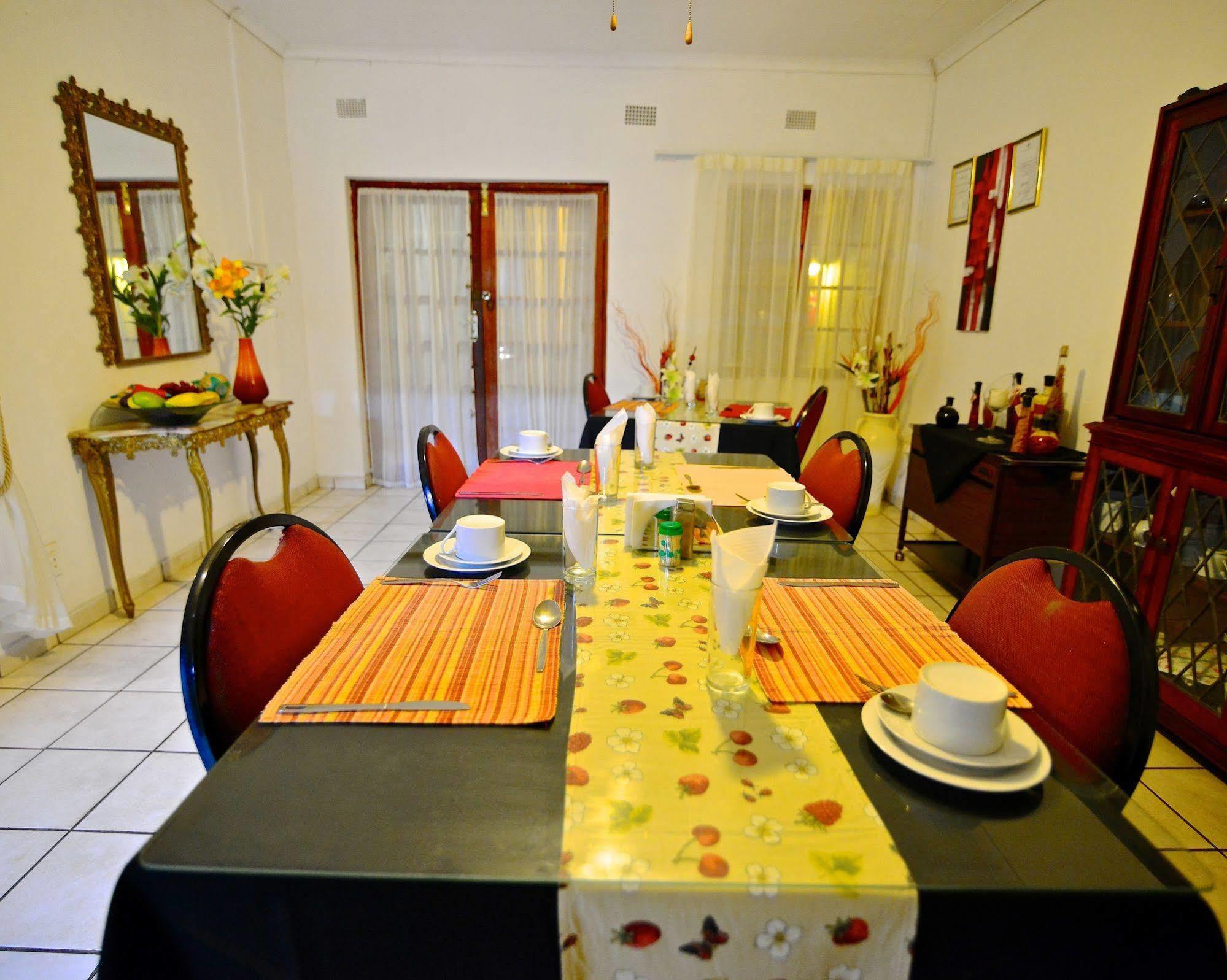 Lalamo Guesthouse Phalaborwa Exterior photo